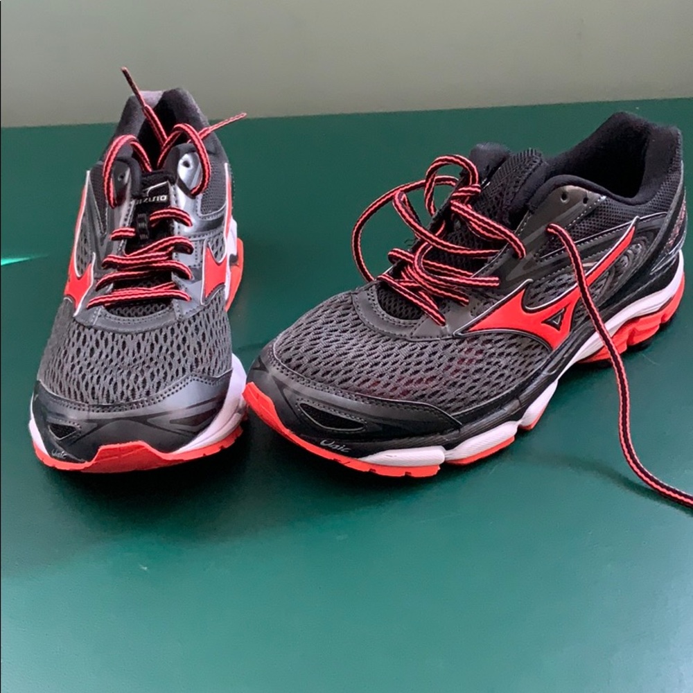 Mizuno Wave Inspire 13